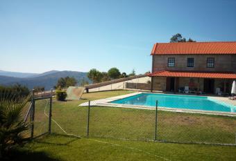 Quinta Do Quetrofe has Balcony rooms