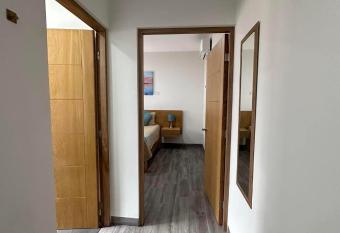 Departamentos M  a allows 18 year olds to book a room