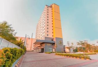 Apartment Mont Blanc By Ilfal allows 18 year olds to book a room