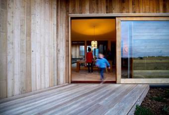 Architectural Home with stunning ocean views has Balcony rooms