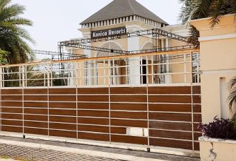 KONICA RESORTS & Rooms has Balcony rooms