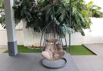 Casa do Til, central Funchal has rooms with a private hot tub