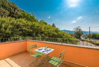 La Spiga, Terre Marine has Balcony rooms