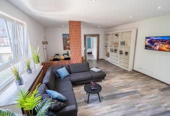 XXL Superior Apartment 2 - 9 Personen allows 18 year olds to book a room