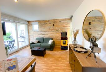 L Arcade allows 18 year olds to book a room