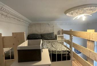 Wundersch  ne Altbauwohnung Im EG has Balcony rooms