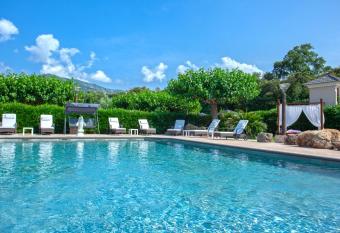 U Guadellu - Piscine Chauff  e has Balcony rooms