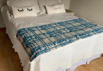 Apart tigre 2 allows 18 year olds to book a room