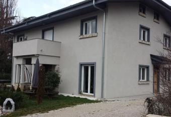 villa fronti  re suisse Topdestination-Annemasse has Balcony rooms