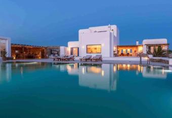 Villa Laziza allows 18 year olds to book a room