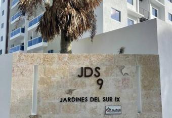 Luxurious Penthouse with Billiard and Private Jacuzzi Terrace has rooms with a private hot tub