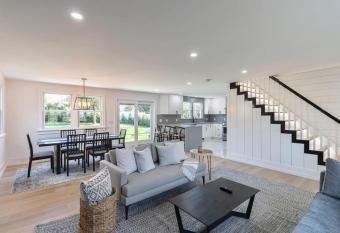 Hamptons Lux Rentals allows 18 year olds to book a room