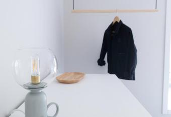 New 'Forest Floor' 3BR 2BR Private Ground Level, 3 min drive to Town Center has Balcony rooms