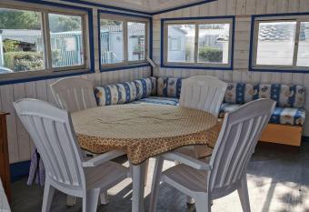 Parc   tang de besse has Balcony rooms