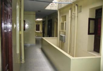 Vasantha Lodge Purasawalkam chennai has Smoking/Balcony rooms