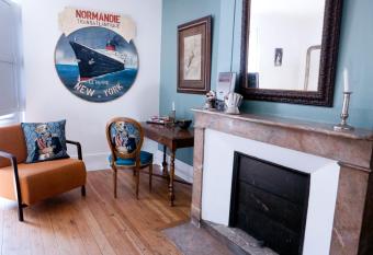 G  te Philipeaux en centre-ville has Balcony rooms