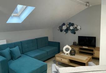 Barbara s House,New Luxury central apartment has Balcony rooms