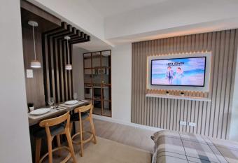 Azure North Pampanga Monaco 1919 has Balcony rooms