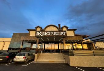 Bici Resort has Balcony rooms