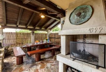 Apartma Valentina has Balcony rooms