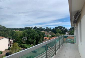 Appartement C  t   Moulleau has Balcony rooms