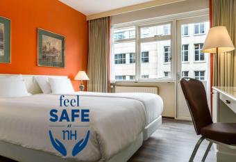 NH Atlanta Rotterdam Hotel allows 18 year olds to book a room