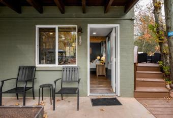 Creekside Retreat 17 condo has Balcony rooms