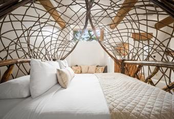 Adobe Village Villa with Private Patio- Purple Lizard villa has Balcony rooms