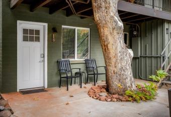 Creekside Retreat 16 condo has Balcony rooms