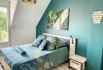 Suite privative EVASION et maison partag  e has Balcony rooms