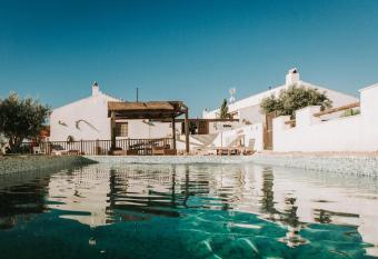 Finca El Pocico has Balcony rooms