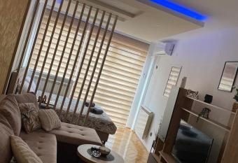 Apartman Una allows 18 year olds to book a room