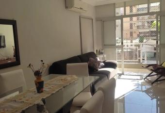 Apartamento Vermon 102 allows 18 year olds to book a room