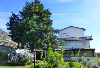 Hotel Beau S  jour allows 18 year olds to book a room