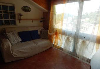 Gala allows 18 year olds to book a room