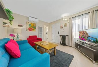 Cozy and Bright Centrally Located NEW 2BR House has Balcony rooms