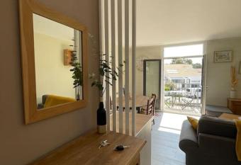 T3 6 pers. - La Tranche sur mer has Balcony rooms