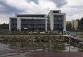 Balatonra n  z  , gyerekbar  t. has Balcony rooms
