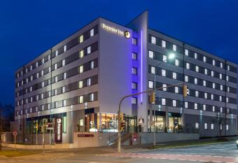 Premier Inn N  rnberg City Nordost allows 18 year olds to book a room