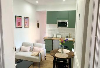 La maison des trois m  ts has Balcony rooms