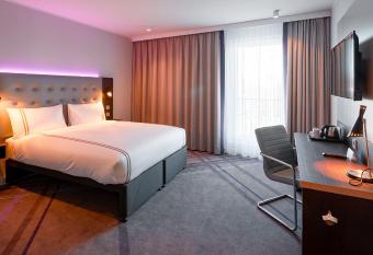 Premier Inn N  rnberg City Opernhaus allows 18 year olds to book a room
