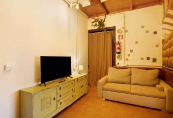 El Alpendre de la Vega 3 has Balcony rooms