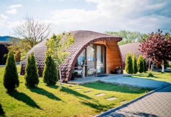 Montana Garden has Balcony rooms