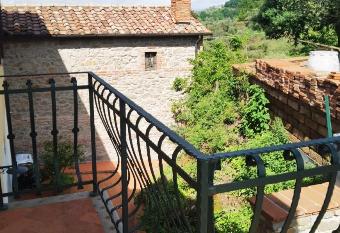 La Romantica di Casa Sereno has Balcony rooms