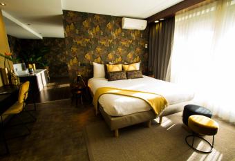Van der Valk Drachten allows 18 year olds to book a room