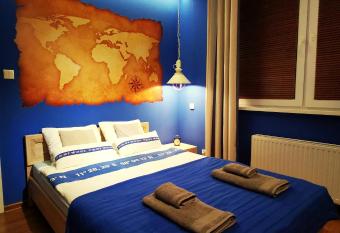 Apartament Morski z ogr  dkiem allows 18 year olds to book a room