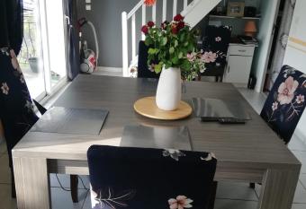 VILLA DU BIEN   TRE has Balcony rooms