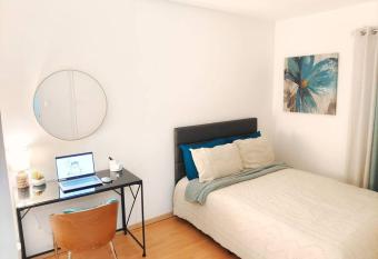 Casa c  moda, funcional y acogedora en Tijuana allows 18 year olds to book a room