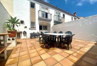 Casa Cony allows 18 year olds to book a room