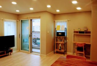 Music and Beer Guesthouse has Balcony rooms